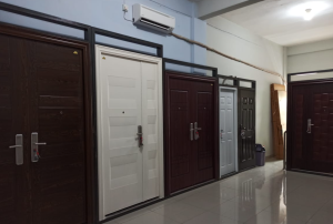 jual pintu baja di wilayah Palembang