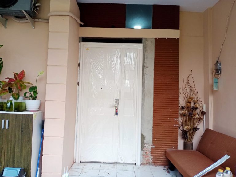 Pintu Baja Fortress Depok